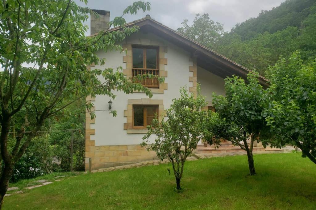 Villa Casa El Vinadal Arguebanes Exterior foto