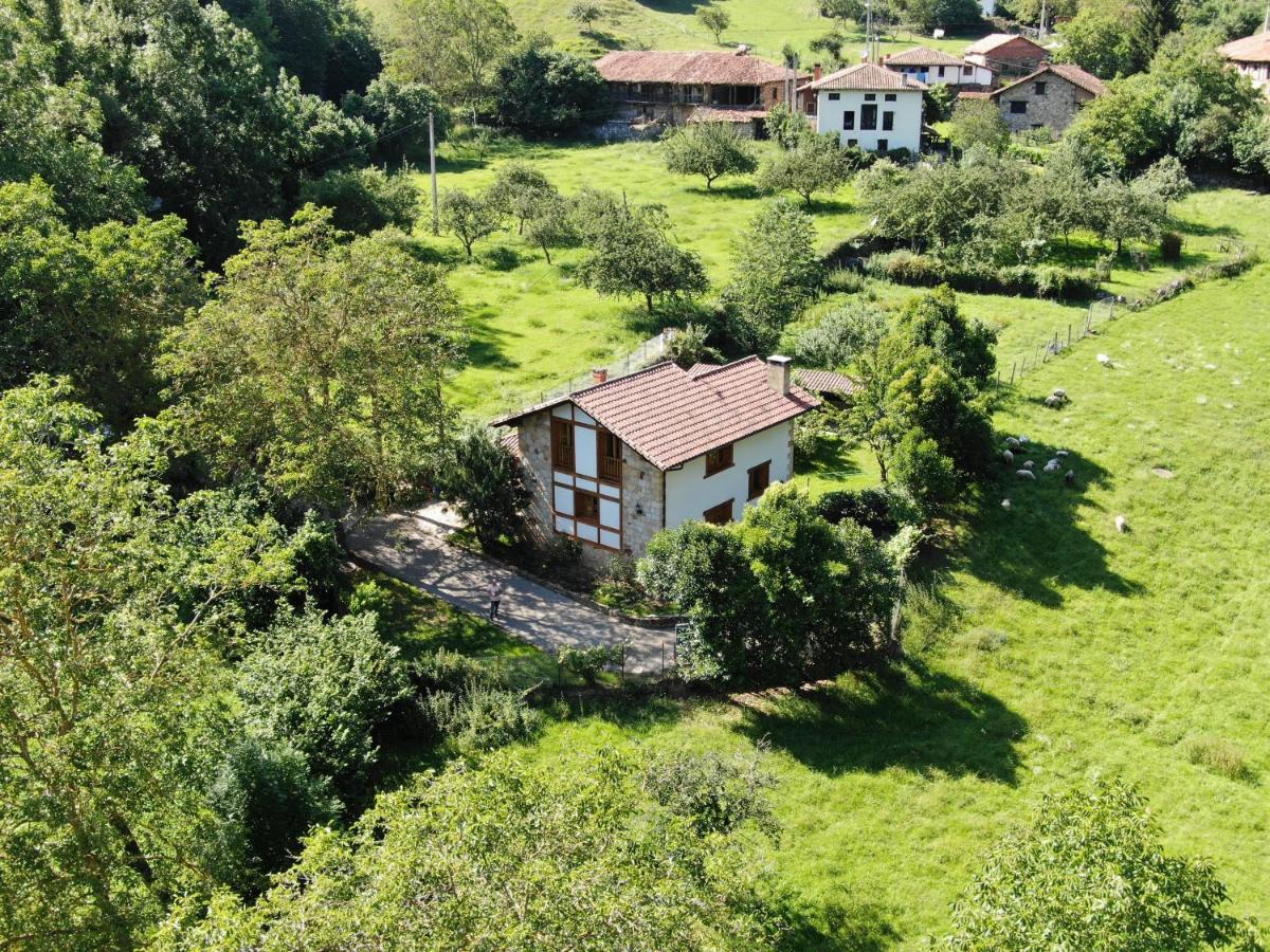 Villa Casa El Vinadal Arguebanes Exterior foto